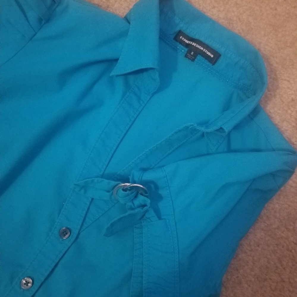 Express Design Studio Collared Top - Picture 2 of 2